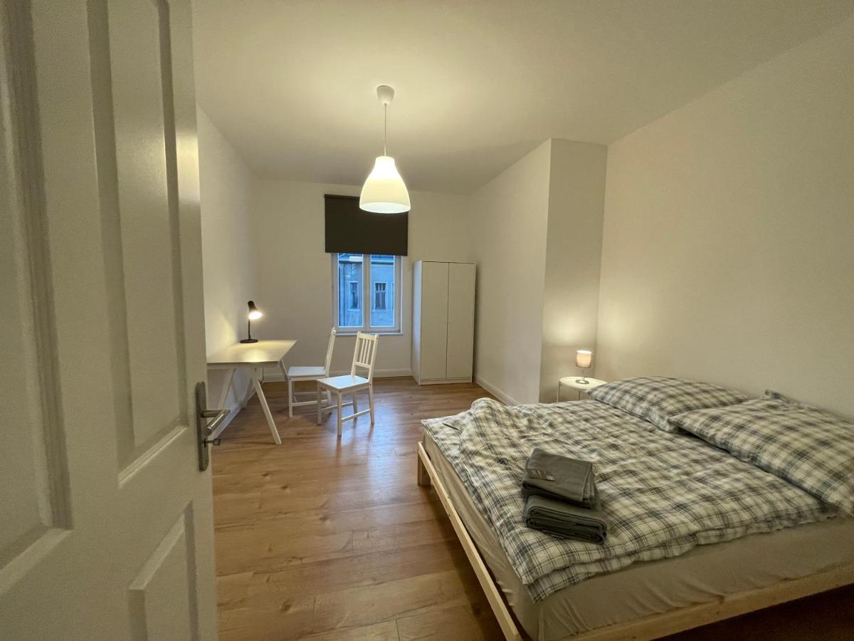 Boutique Hotel Pension Luisengruen Kueche 1Gbs Wlan Netflix Disney Magentatv Кемниц Екстериор снимка